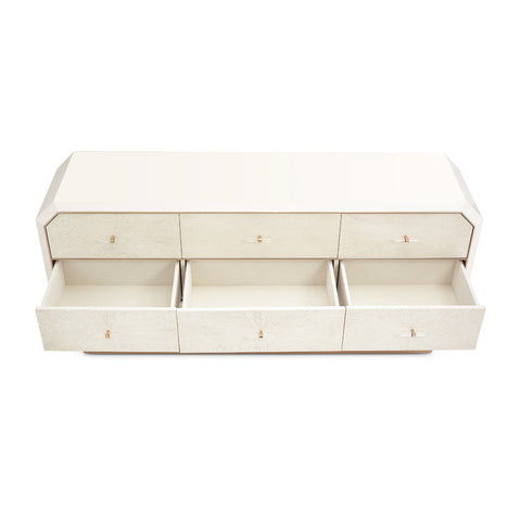 La Rachelle Dresser