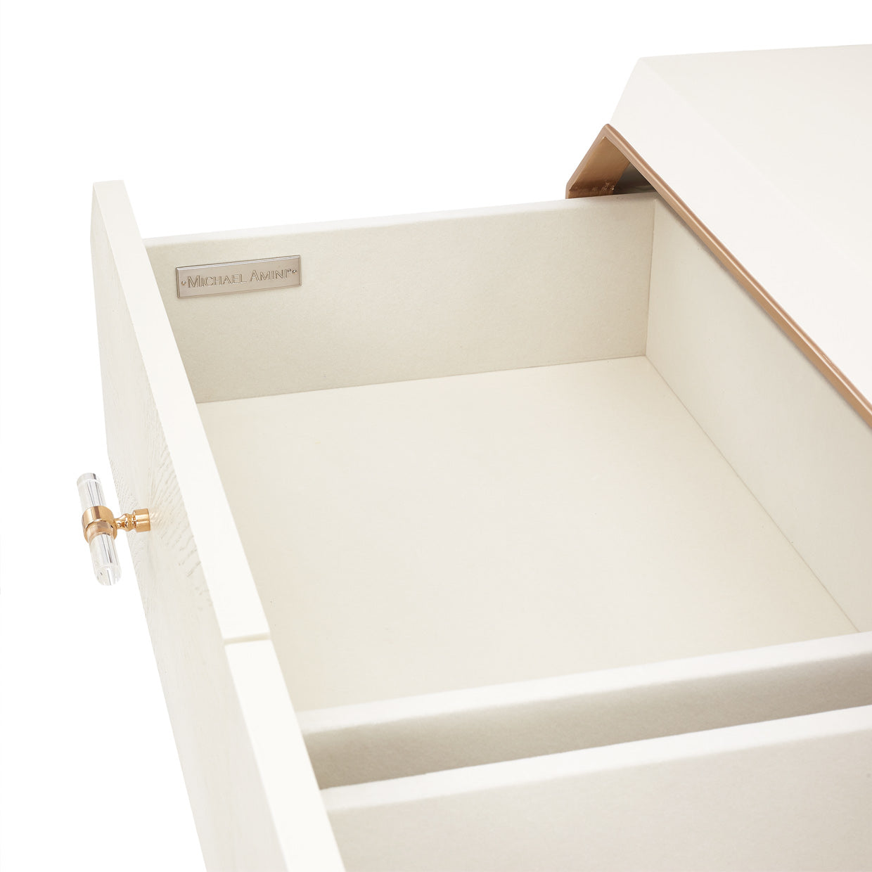 La Rachelle Dresser