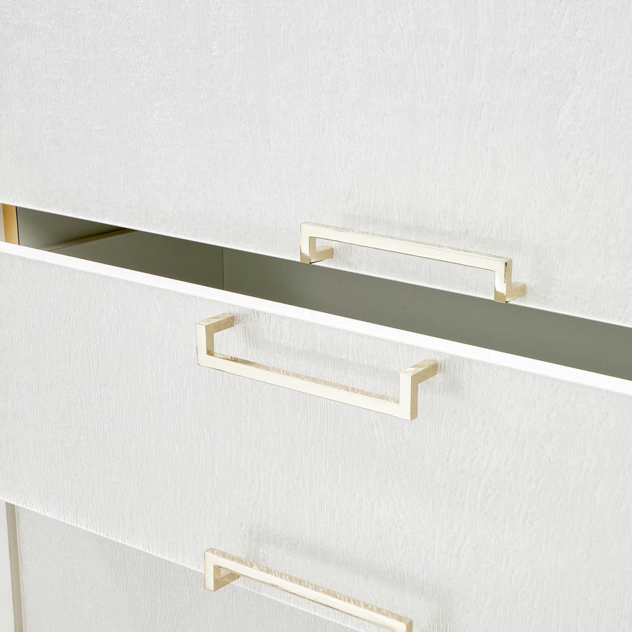 Palm Gate 6 Drawer Chest Cloud White