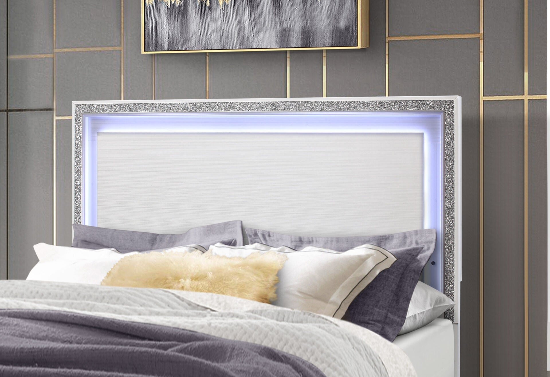 LILY WHITE Bedroom Set