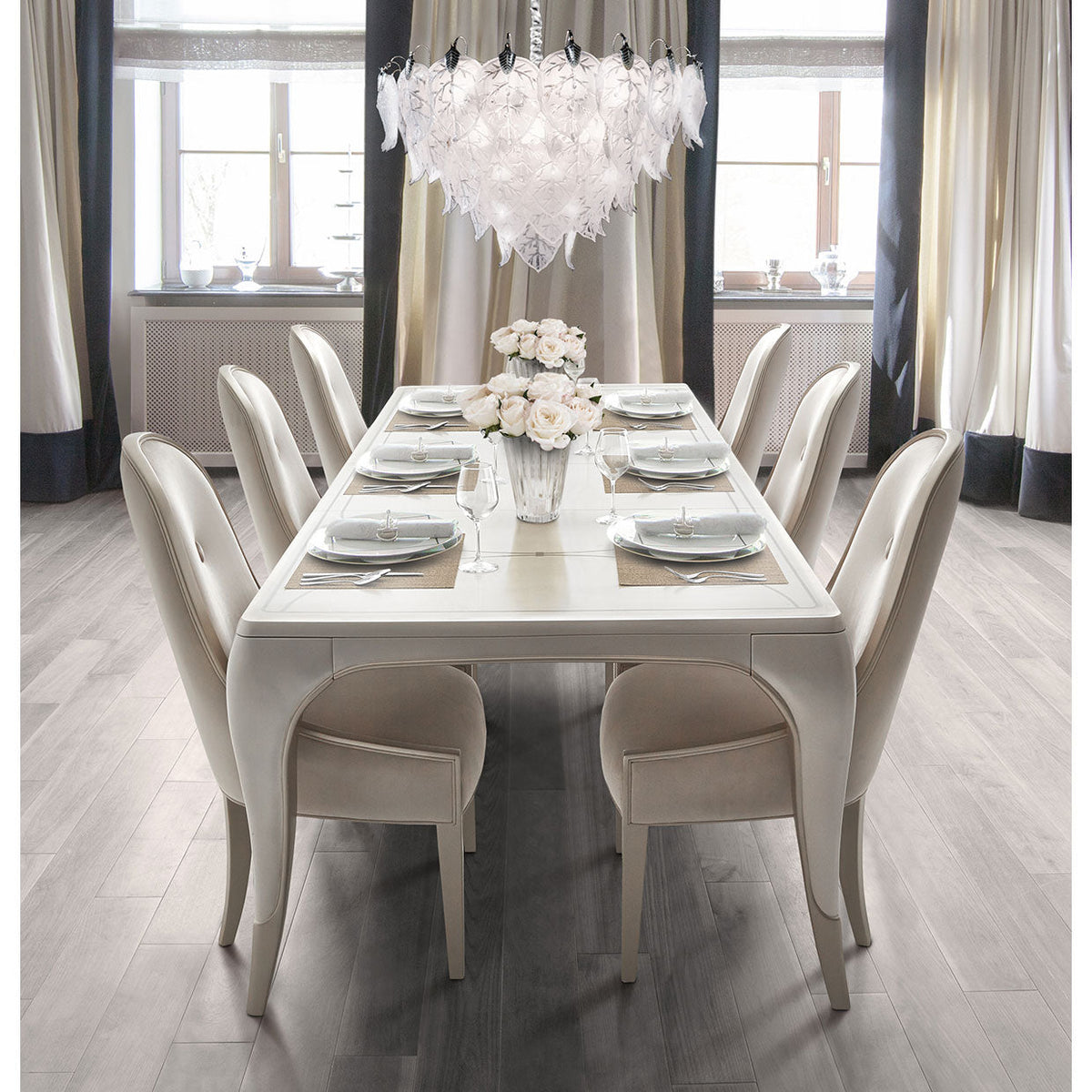 London Place Rectangular Dining Table (Includes 2 - 24 leaves)